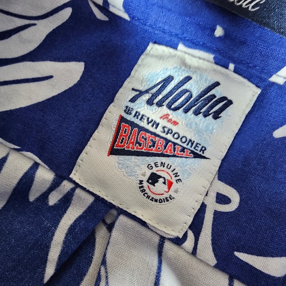 Reyn Spooner MLB Kansas City Royals Hawaiian Shirt Mens XL Blue Floral Cotton - Picture 7 of 10